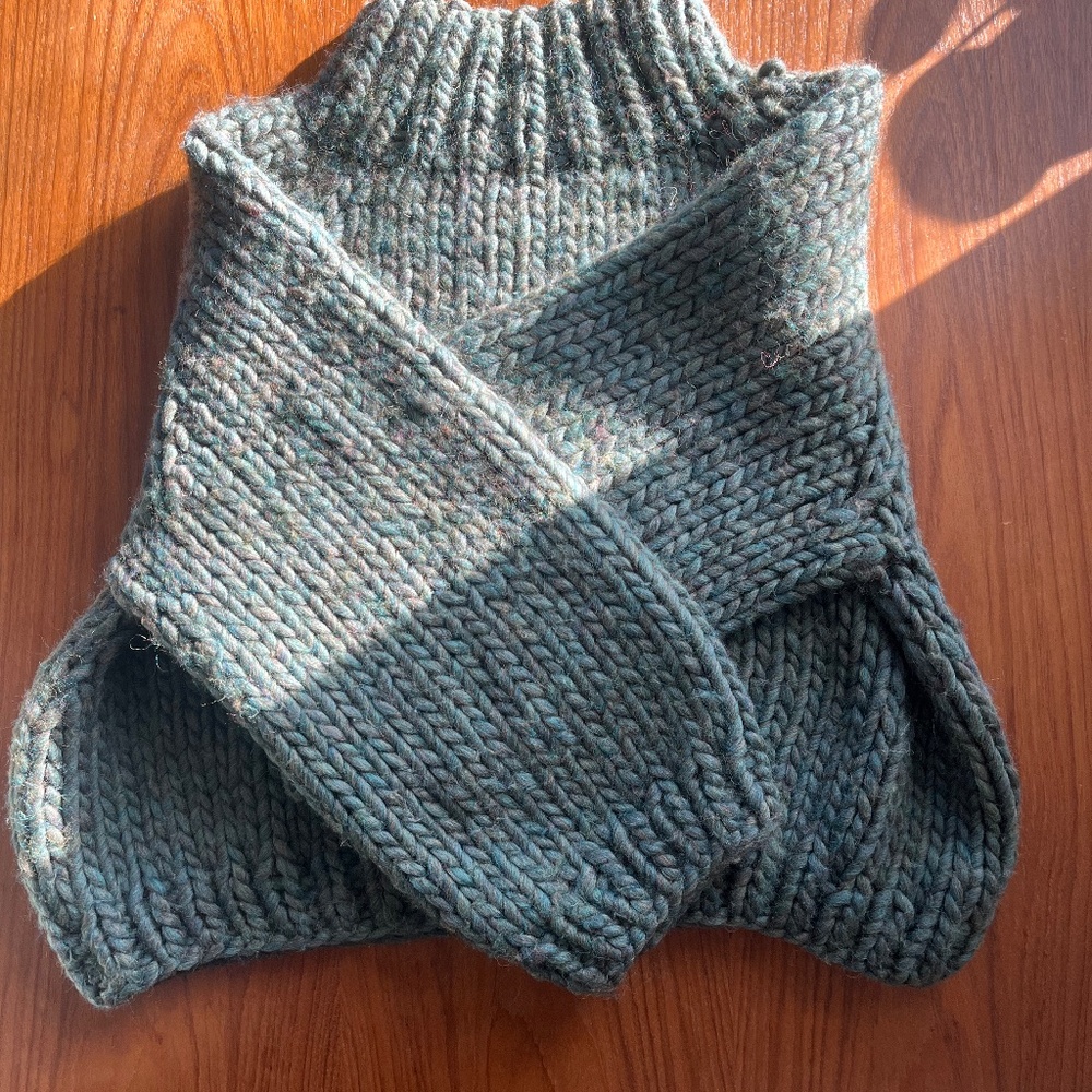 Goodnight Day Strathcona Sweater in 'Moss' - Picture 3 of 5